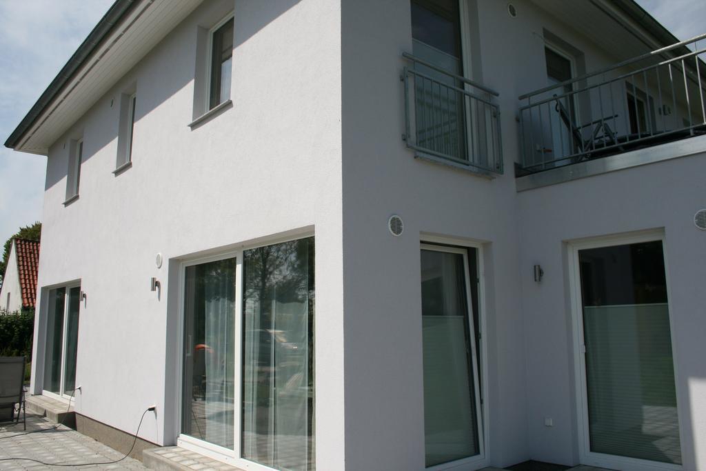 Uebernachtung Bei Michael - Ferienwohnung Росток Екстер'єр фото